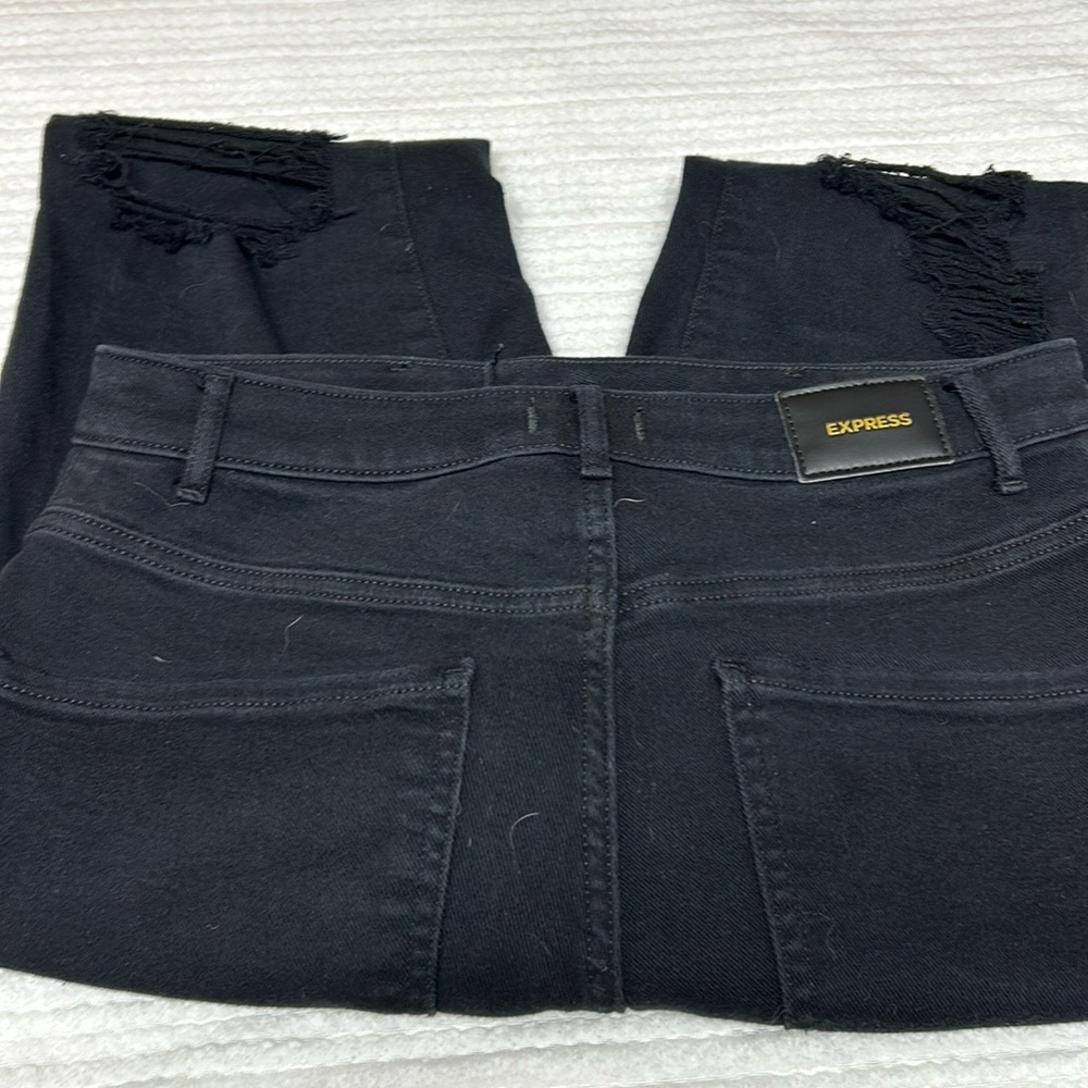 Women’s Express Curvy Slim Ripped Jeans -super high rise 10R .